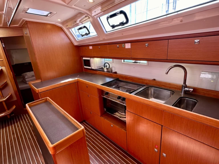 Wynajmij Żaglowiec z lub bez skippera Bavaria w Sukosan