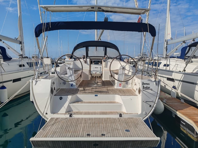 Wynajmij Bavaria Cruiser 46 w Drage