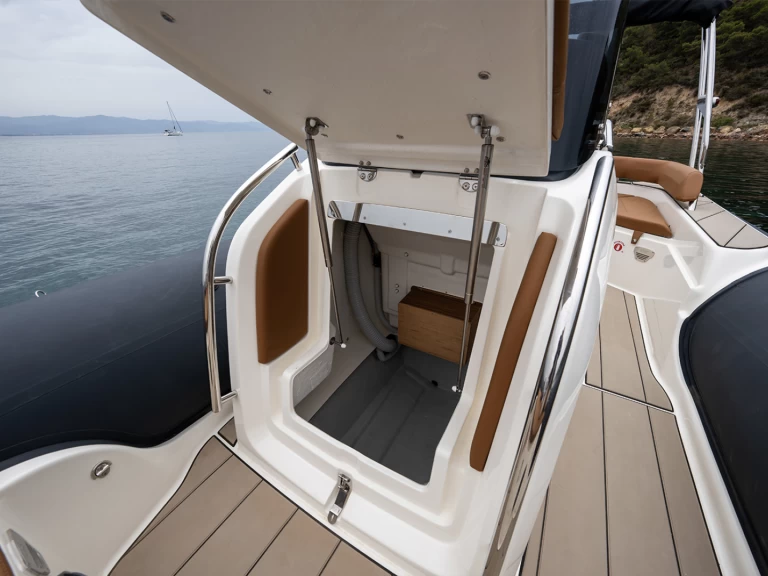 Wynajem łodzi Arbatax tanio BSC 78