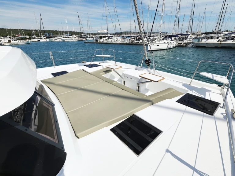 Katamaran do wynajmu w Sukosan w najlepszej cenie