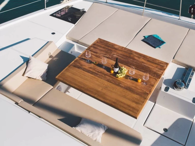 Wynajem Katamaran Bali z patentem 