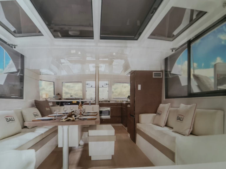 Katamaran do wynajmu w Parham Town w najlepszej cenie