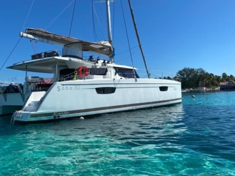 Wynajmij Katamaran z lub bez skippera Fountaine Pajot w Belize City