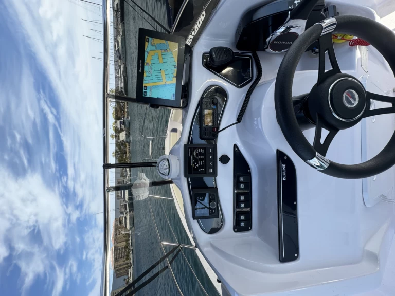 Bluline Bluline 21 Ft Open między profesjonalistami a osobami prywatnymi w La Manga