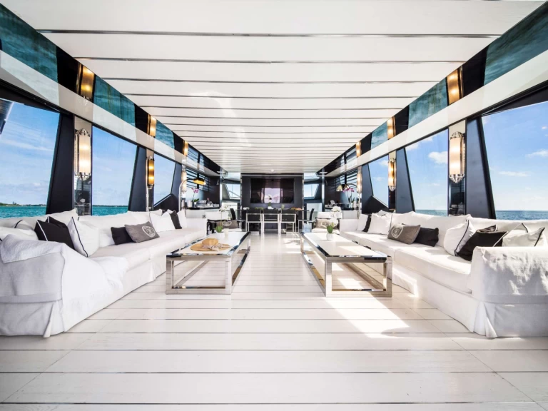 Tecnomar Double Shot między profesjonalistami a osobami prywatnymi w Nassau