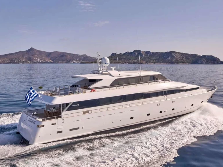 Wynajmij Technomarine LET IT BE w Piraeus