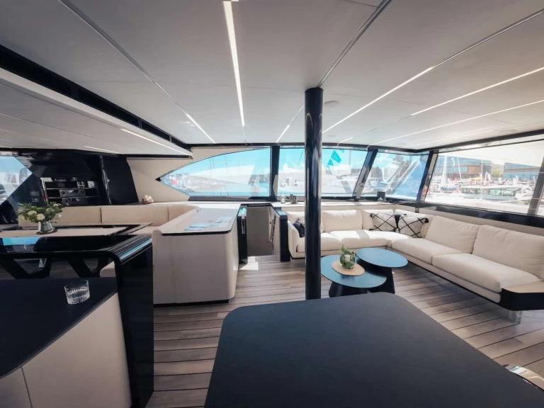 Wynajmij Wave Catamarans Summer w Paradise Island