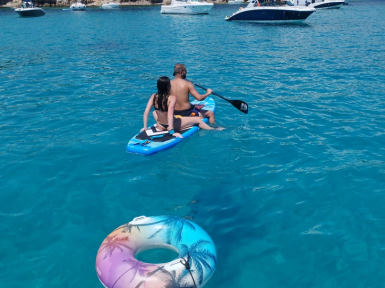 Wynajmij Ferretti Ferretti 36 w Cannes