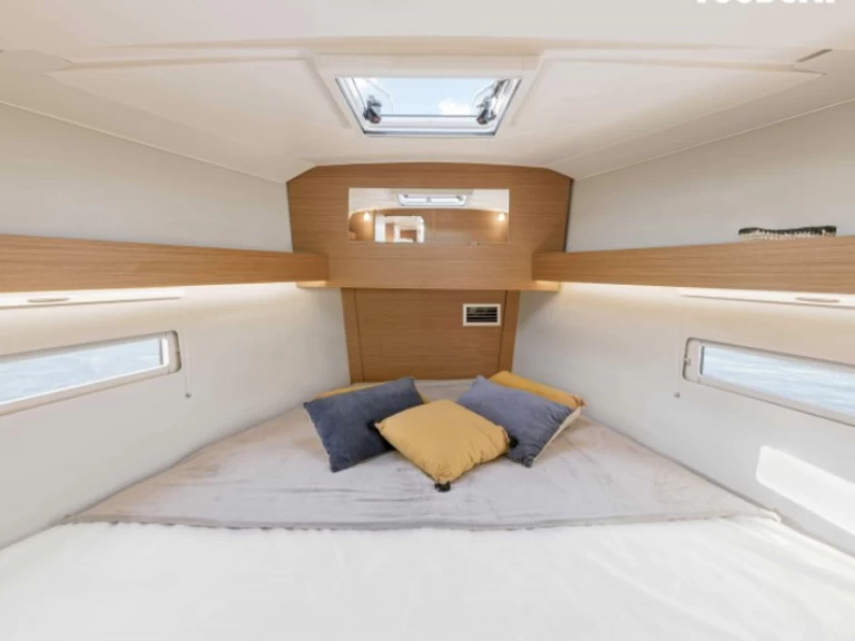 Wynajmij Dufour Dufour 390 Grand Large w Port-Camargue