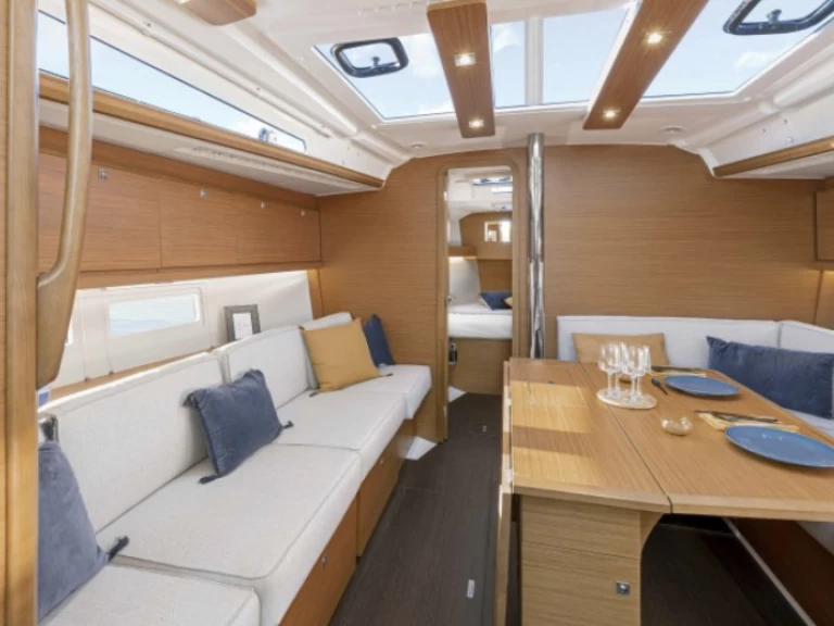 Wynajem Żaglowiec w Port-Camargue - Dufour Dufour 390 Grand Large