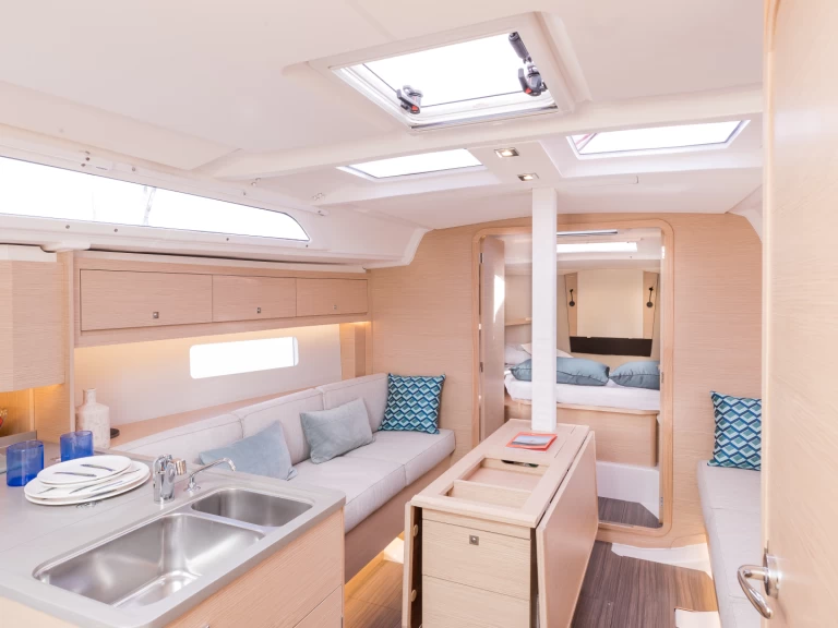 Dufour Dufour 37 między profesjonalistami a osobami prywatnymi w Marina (City)