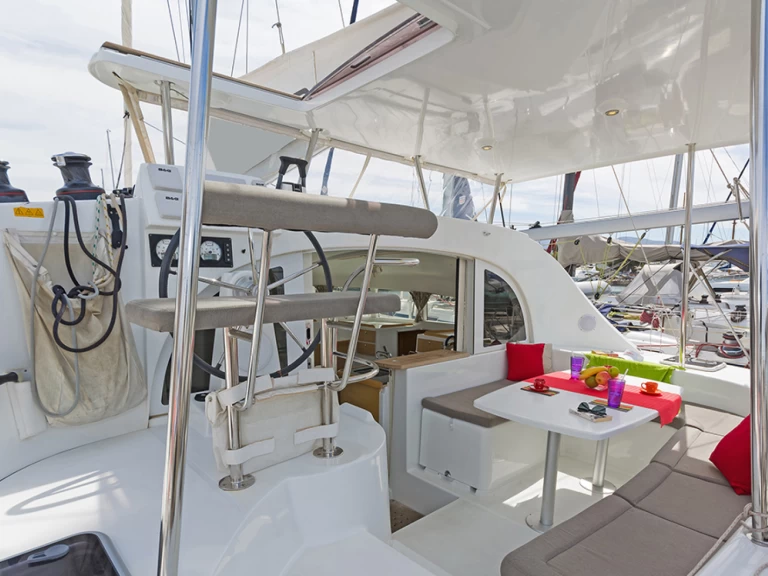 Wynajem w Lavrio- Lagoon Lagoon 380 S2 na SamBoat