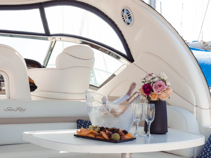 Sea Ray Sea Ray 455 Sundancer między profesjonalistami a osobami prywatnymi w Limassol