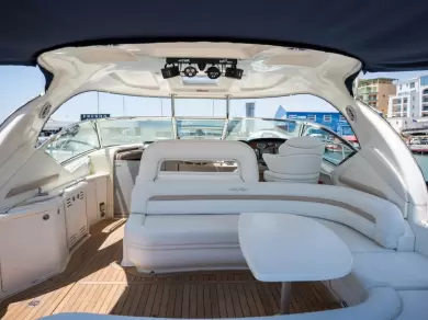 Wynajem Motorówka Sea Ray z patentem 