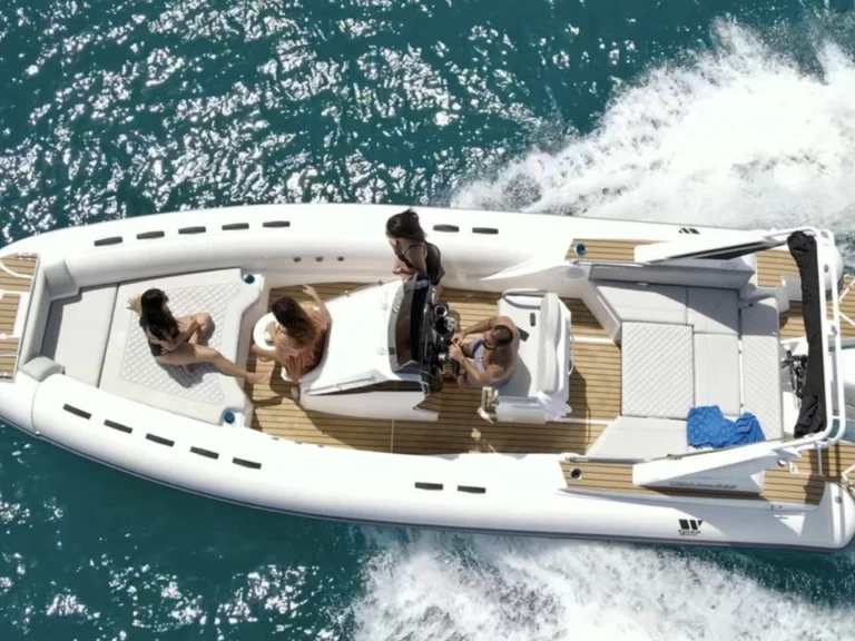 Wynajem Łódż półsztywna w Saint-Martin-de-Ré - Tiger 850