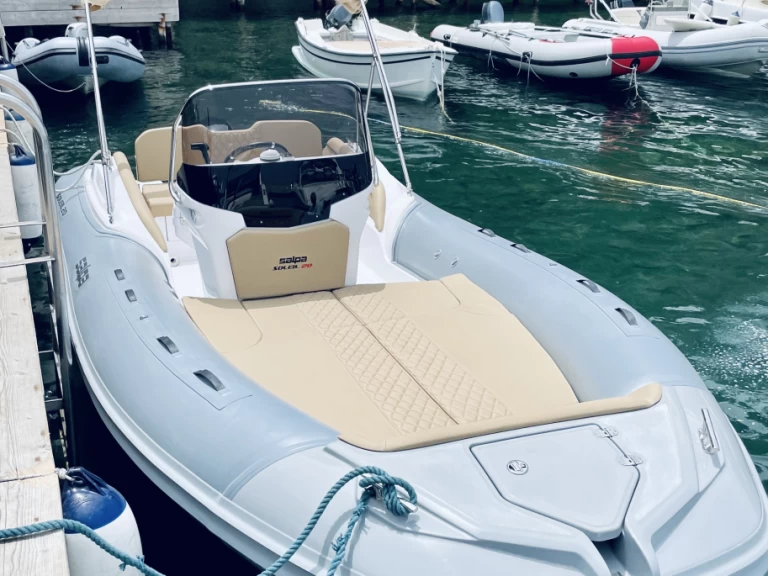 Salpa Salpa Soleil 20 między profesjonalistami a osobami prywatnymi w Sorrento