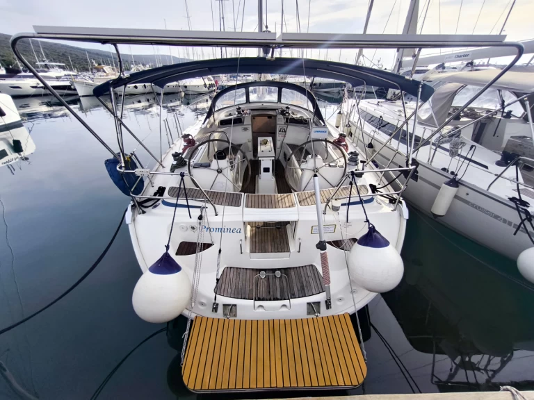 Bavaria Bavaria 50 Cruiser między profesjonalistami a osobami prywatnymi w Punat