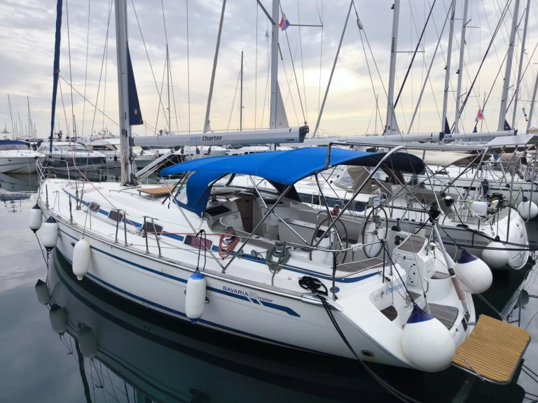 Bavaria Bavaria 50 Cruiser między profesjonalistami a osobami prywatnymi w Punat