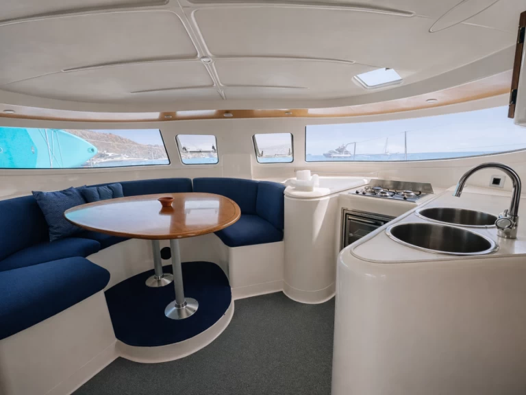 Katamaran do wynajmu w Porroig w najlepszej cenie