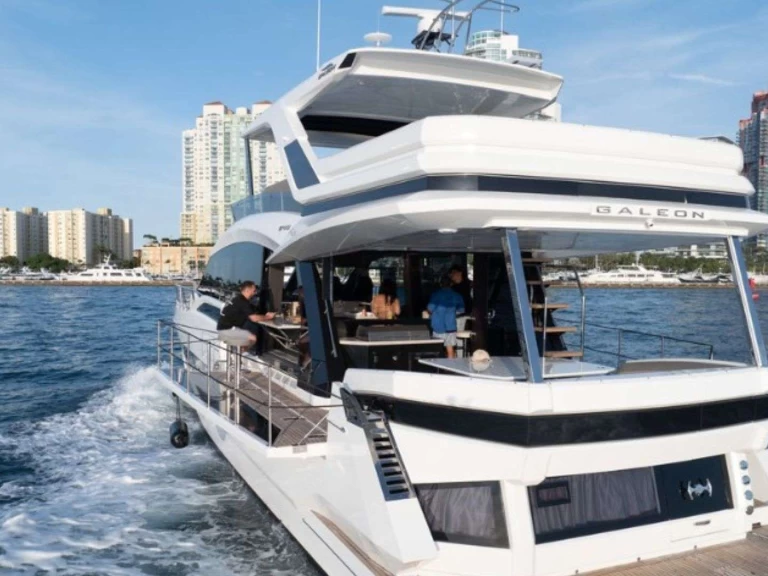 Wynajmij Galeon Seven Seas w Miami Beach