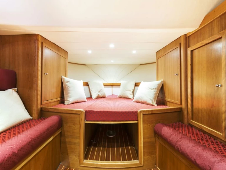 Wynajem w Positano- Jeranto Gozzo 30C na SamBoat