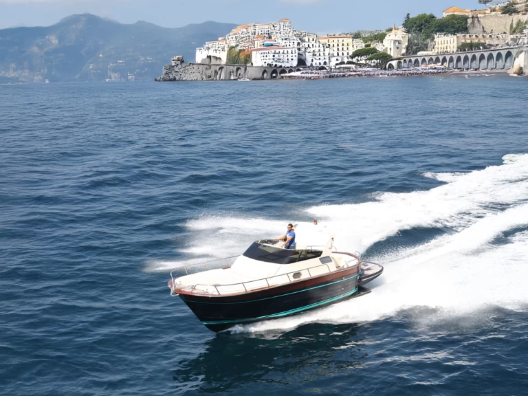 Wynajem Motorówka Jeranto z patentem 