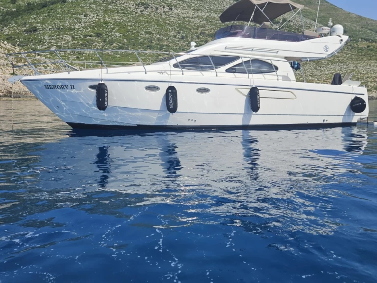 Wynajem Motorówka CARNEVALLI z patentem 