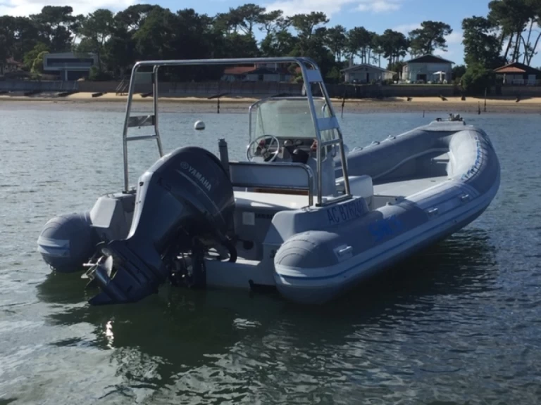 Wynajem łodzi Piraillan tanio Sacs S 750 Madras