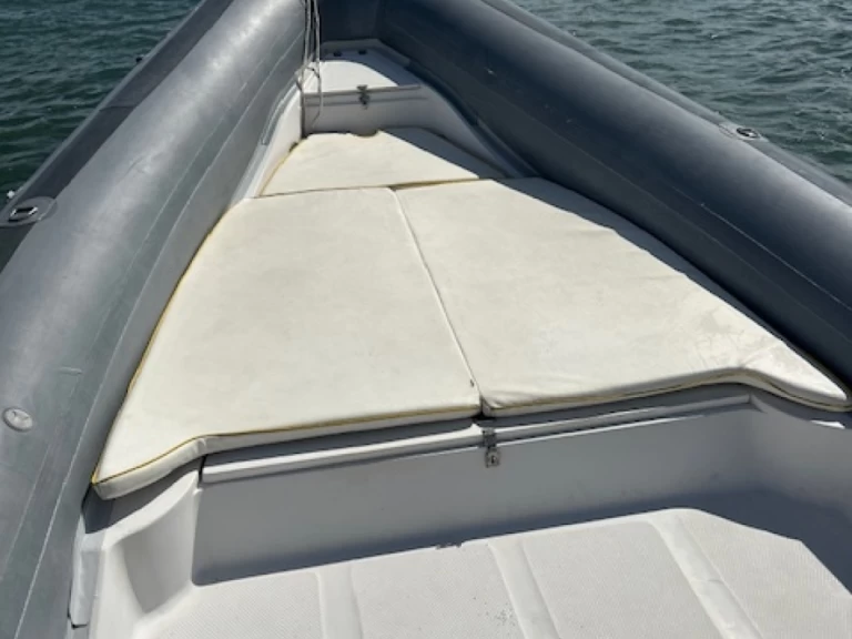 Wynajem łodzi Piraillan tanio Sacs S 750 Madras