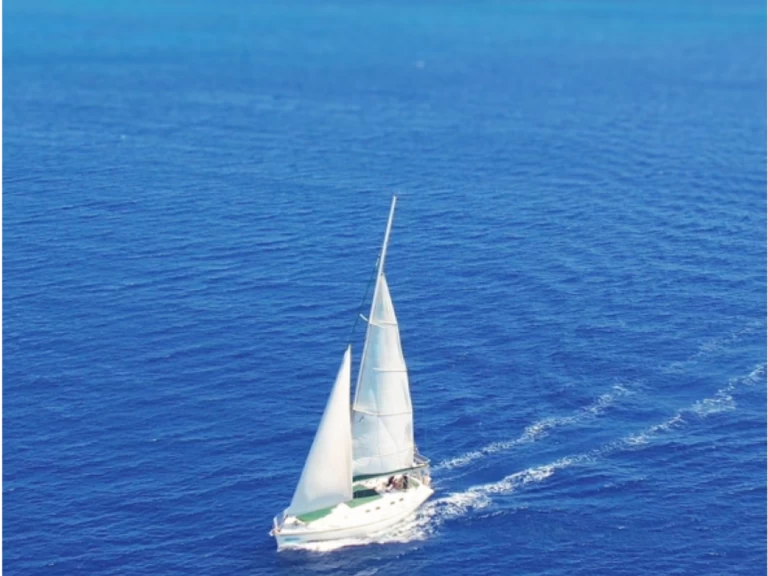 Bénéteau First 45 F5 - 4 cab. między profesjonalistami a osobami prywatnymi w Rhodes (City)