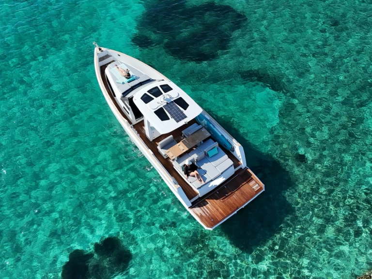 Wynajmij Fjord Fjord 44 Open w Cannigione