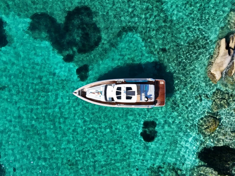 Wynajem łodzi Cannigione tanio Fjord 44 Open