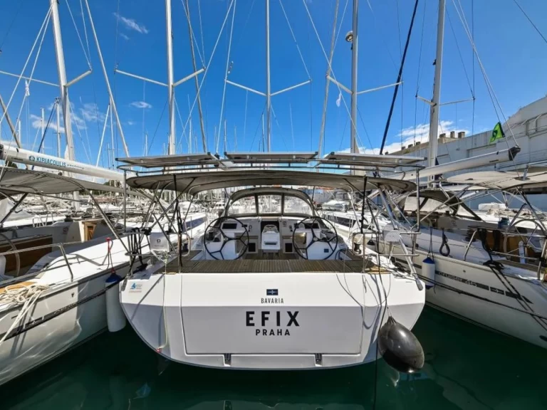 Wynajmij Bavaria Bavaria C45 w Zadar