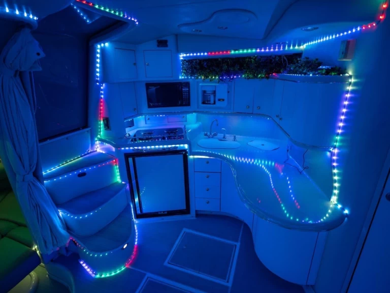 Wynajmij Sea Ray Sea Ray 400 Sundancer w Miami