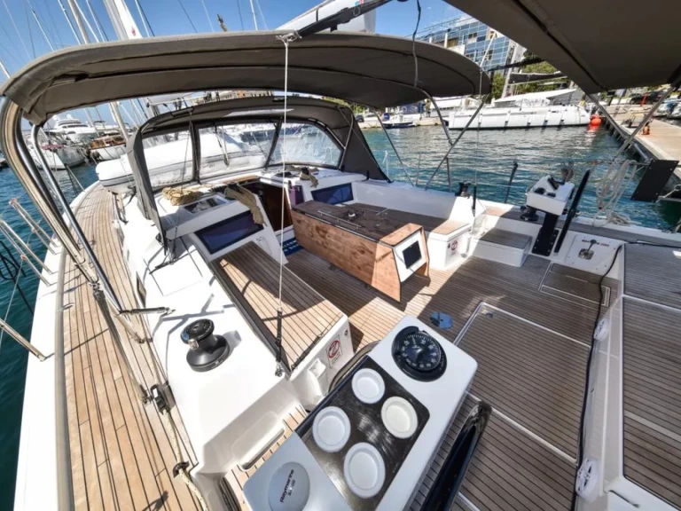 Wynajmij Żaglowiec z lub bez skippera Dufour w Zadar