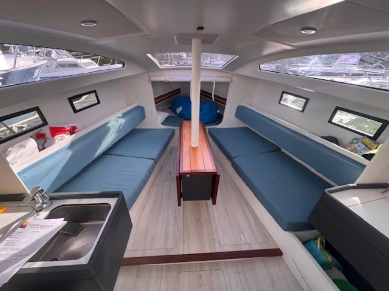 Żaglowiec do wynajmu w La Rochelle w najlepszej cenie