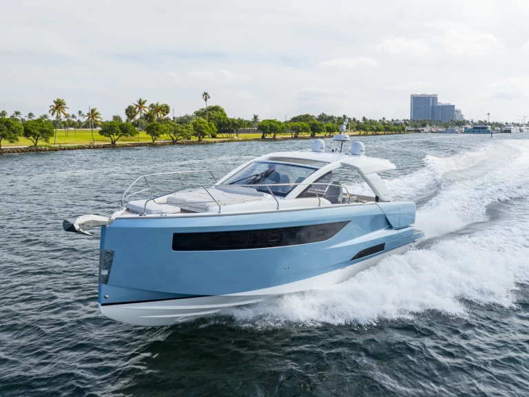 Wynajmij Jeanneau db 43 w Miami