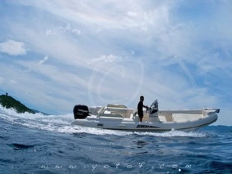 Wynajem łodzi Port Grimaud tanio BSC 73 Ocean