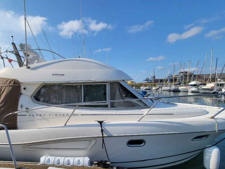 Wynajem łodzi Anglet tanio Merry Fisher 925 Fly