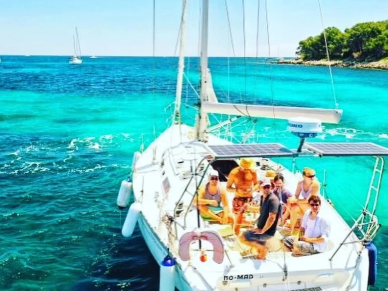 Wynajem łodzi Antibes tanio Sun Charm 39