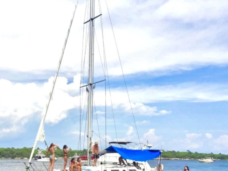 Wynajmij Jeanneau Sun Charm 39 w Antibes