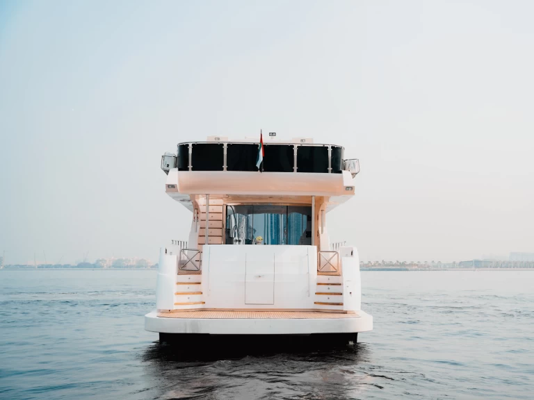 Wynajem łodzi Sunseeker ICON w Dubaï harbour na SamBoat 