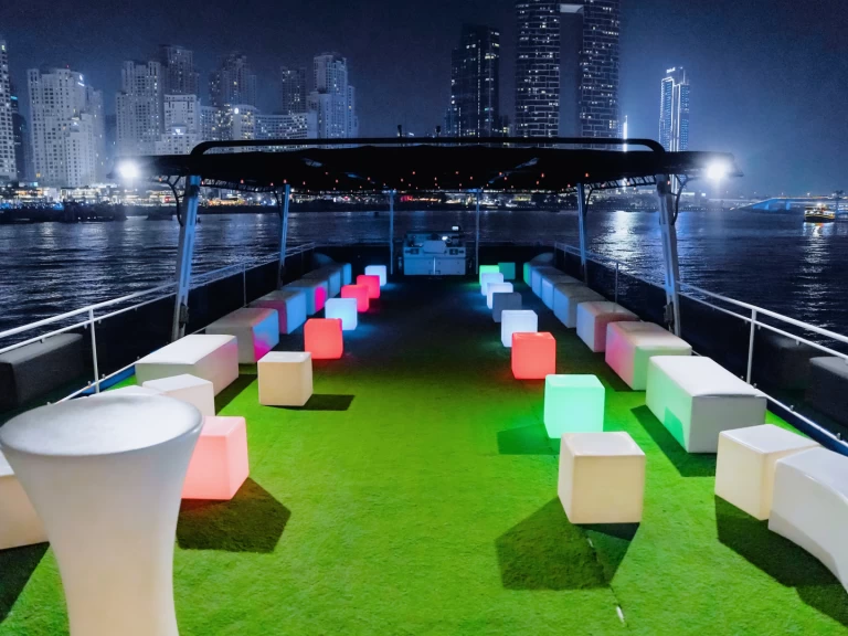 Wynajem Luksusowy jacht Sunseeker z patentem 