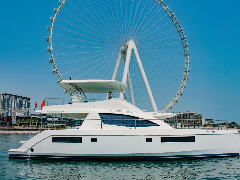 Wynajem łodzi Azimut X6 w Dubaï harbour na SamBoat 