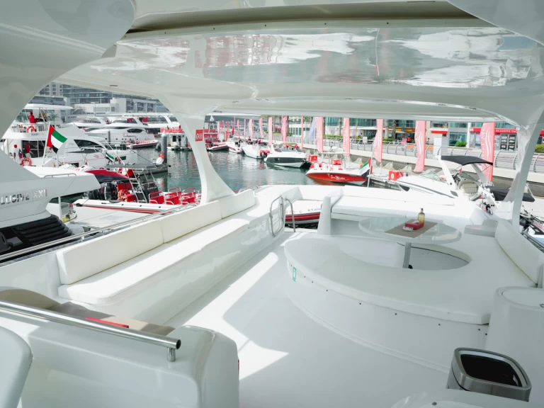 Wynajem łodzi Azimut X24 w Dubaï harbour na SamBoat 