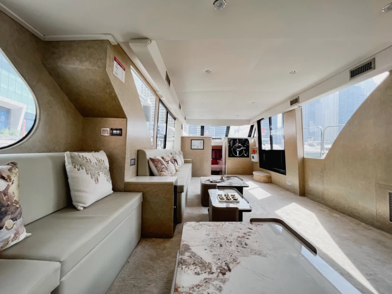 Wynajem Luksusowy jacht Azimut z patentem 