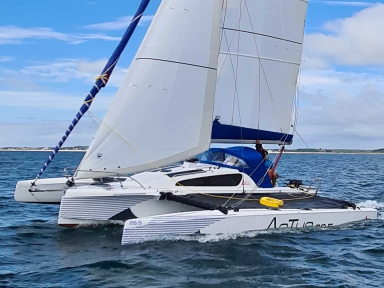 Wynajmij ASTUS BOATS ASTUS 26.5 w La Trinité-sur-Mer