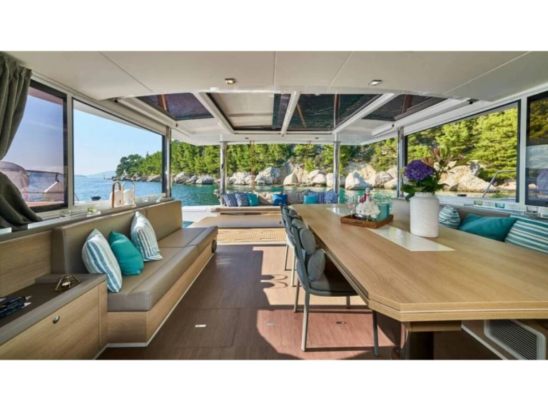 Wynajem Katamaran Bali z patentem 