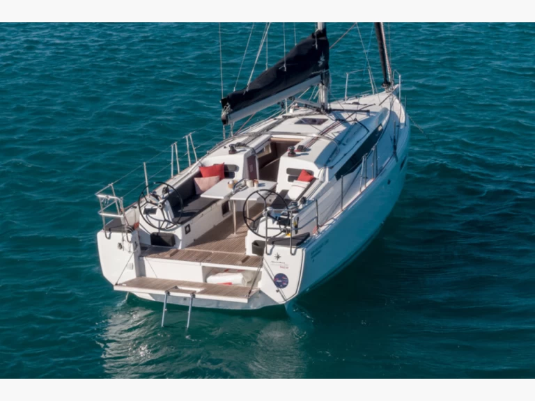 Wynajem łodzi La Trinité-sur-Mer tanio Sun Odyssey 380