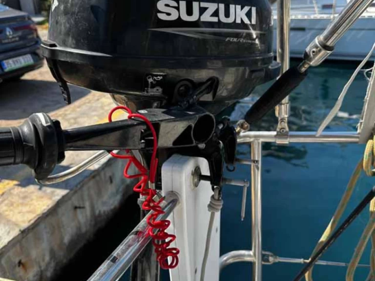 Wynajmij Bénéteau Oceanis 38.1 w Goecek